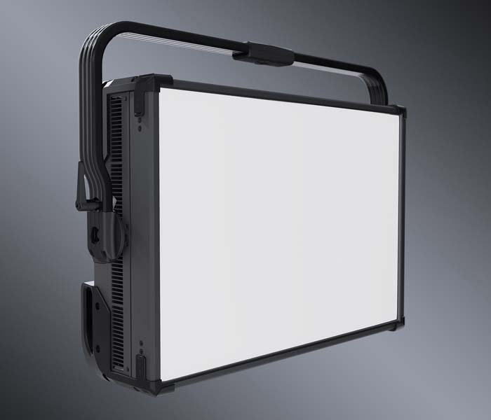 ETC presenta su primer LED panel para cine y TV - STONEX La profesional como solución para tu espacio